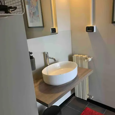 Gold Guest house *